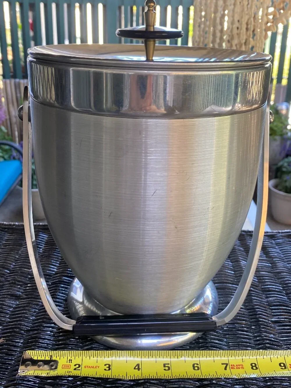 Large beautiful vintage aluminum mid-century Kromex Atomic Ice Bucket